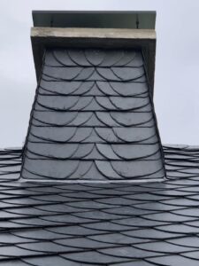 Kaminverkleidungen und -abdeckungen